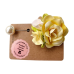 Martisor deosebit cu ac si perla - trandafiri multicolori