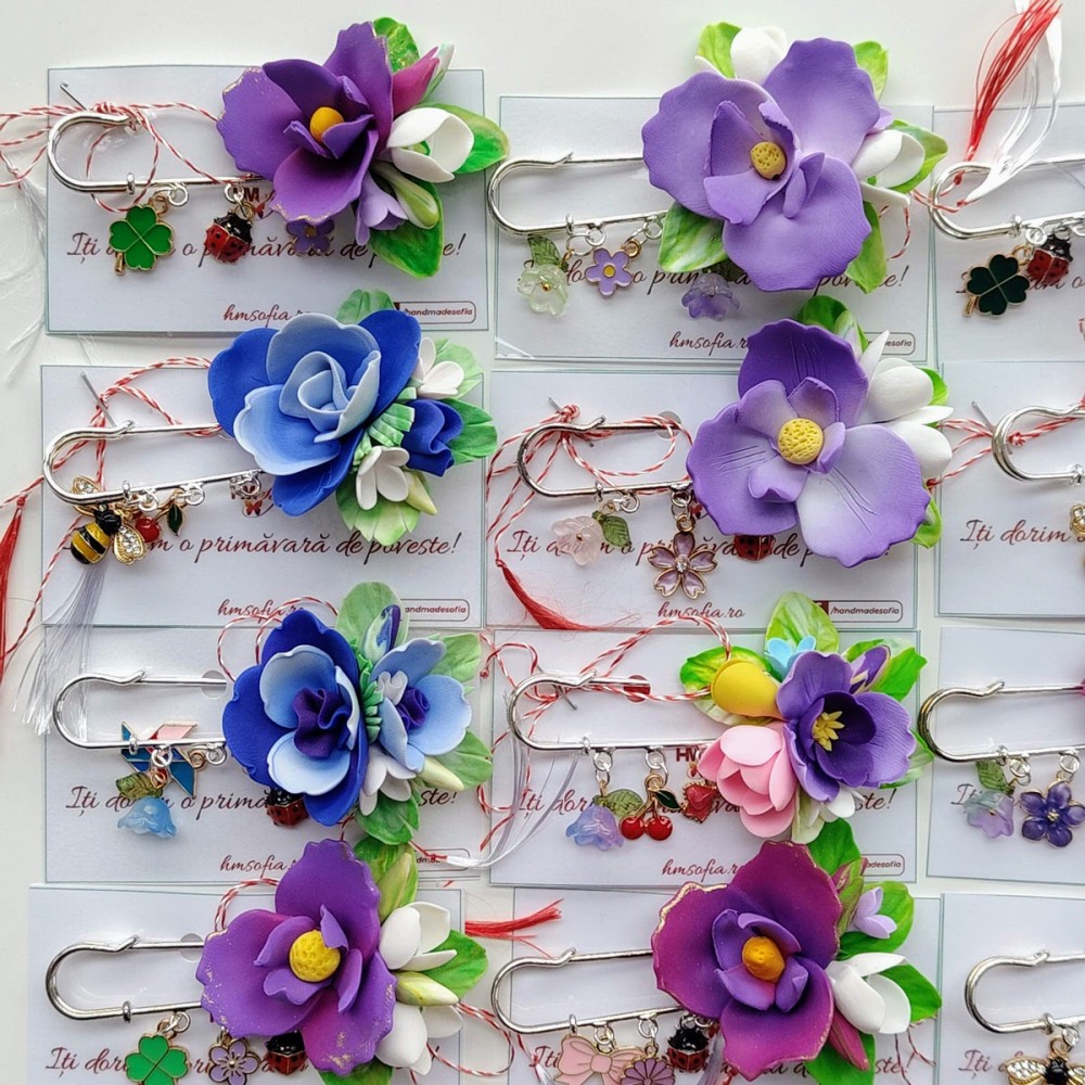 Brosa handmade mare - Iris nuante de albastru