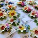 Brosa martisor cu narcise si liliac - modele unicat