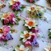 Brosa martisor cu narcise si liliac - modele unicat