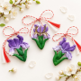 Mărțișor floare iris in degrade nuante mov