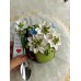 Set cană și linguriță personalizate - coșulet cu flori de crin