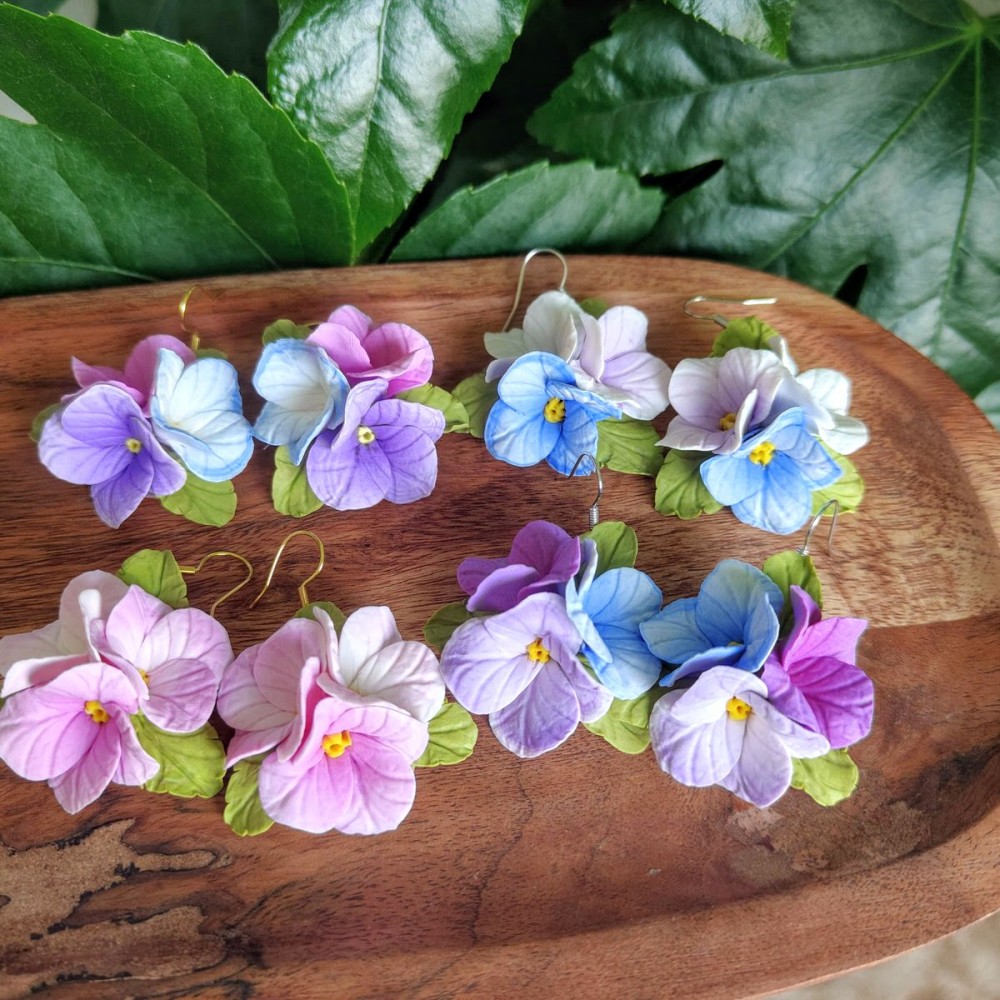 Cercei mari cu flori de hortensie pastel