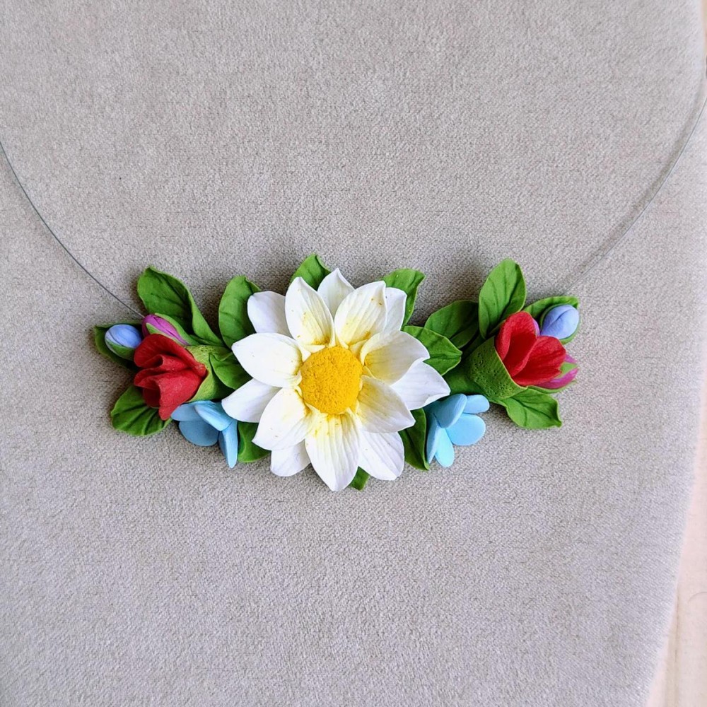 Colier cu flori de vara - handmade, Colecția Summer Flowers 2026