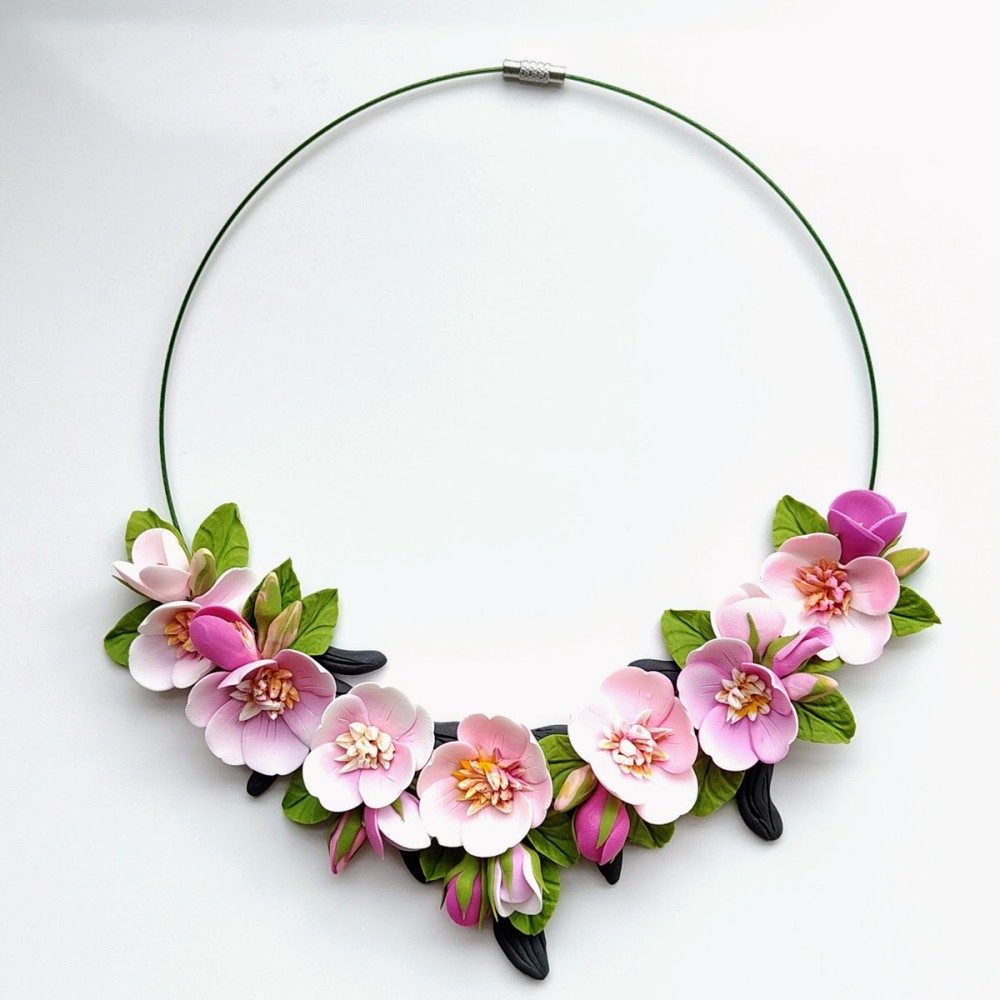 Idee cadou 8 Martie Colier - Cununa florilor 