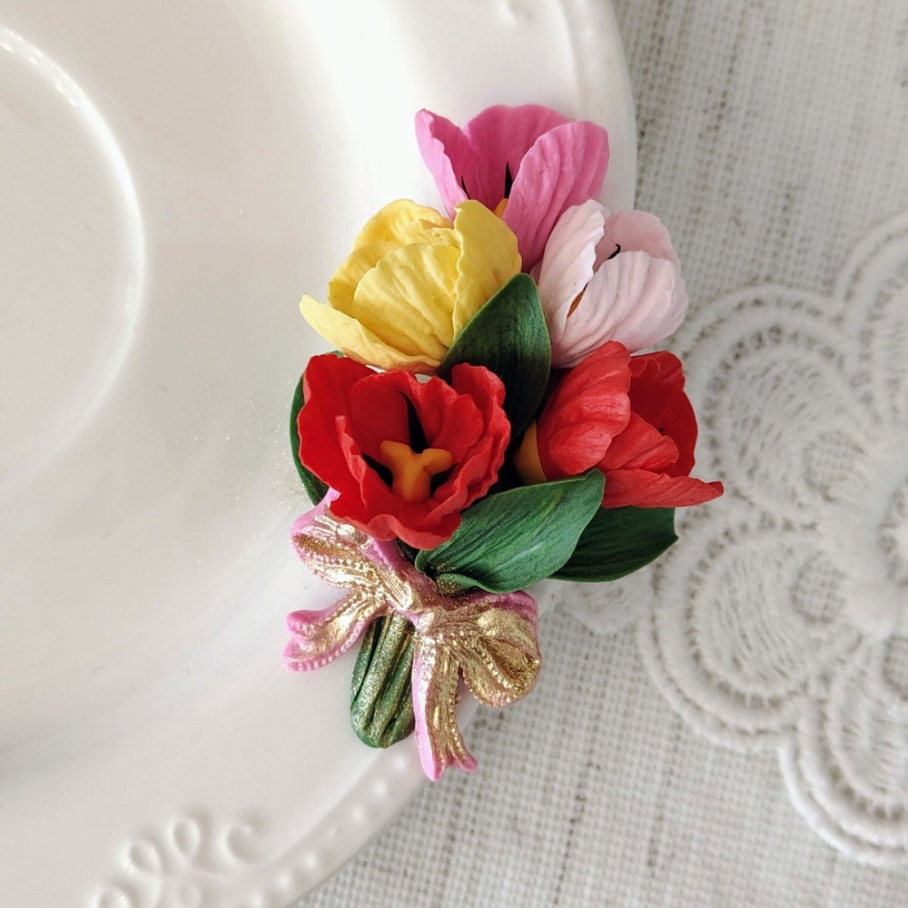 Set cafea decorat cu flori din fimo