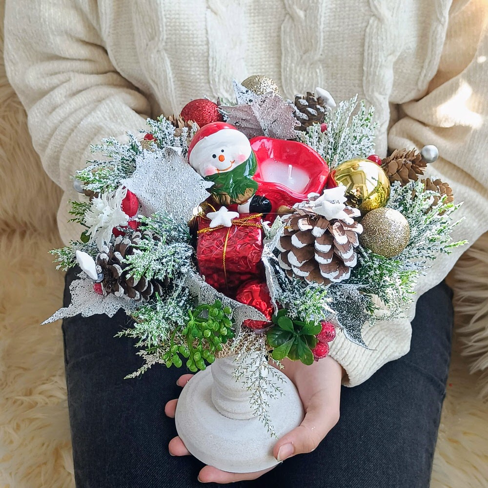 Decoratiune handmade cu lumanare pentru masa de Craciun