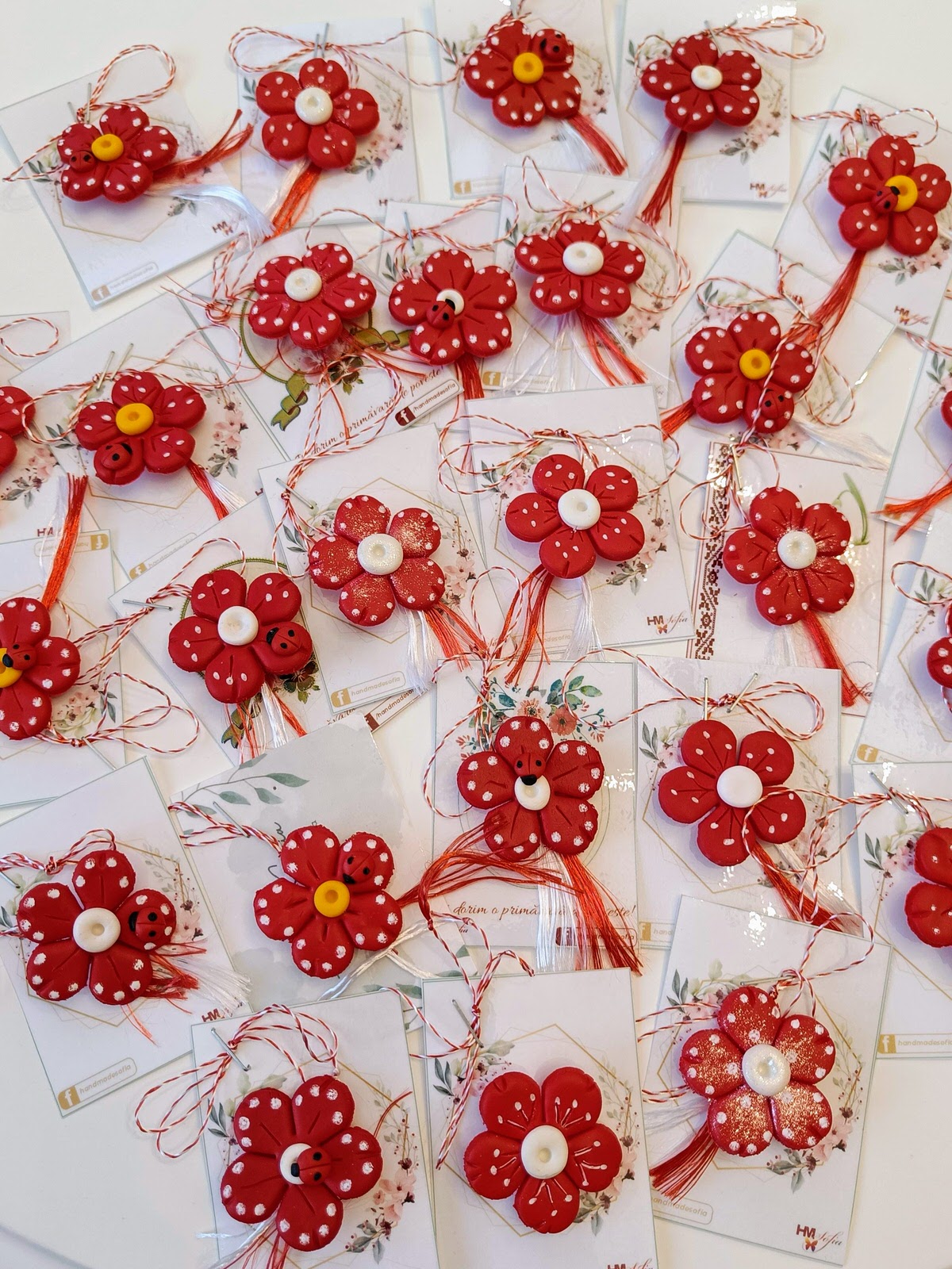 Martisor | brosa handmade cu flori - anemone rosu
