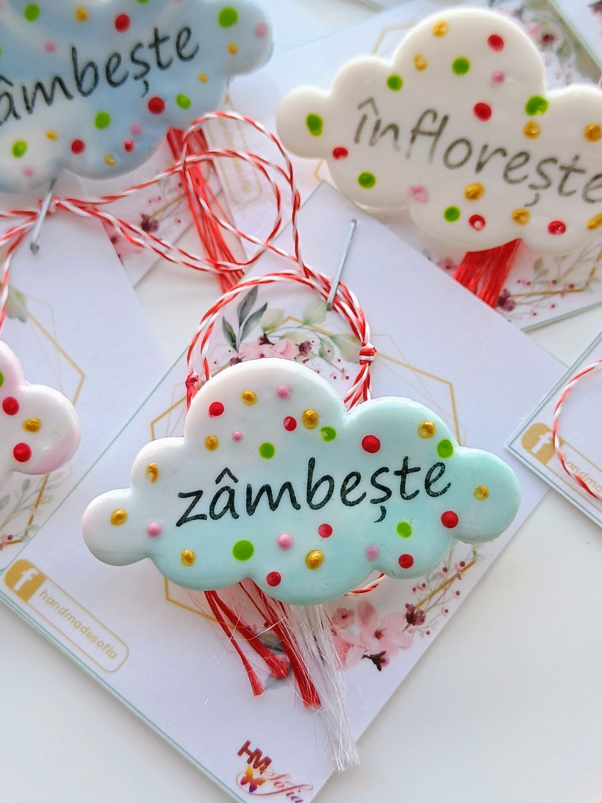 Martisoare Personalizate cu Mesaj - Zambeste