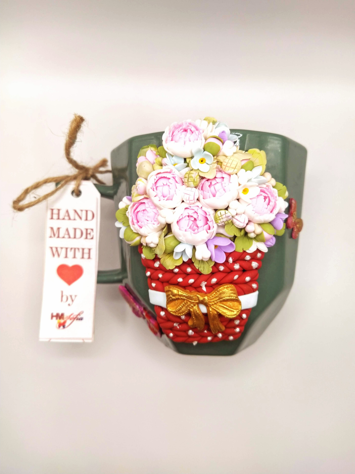 Cană personalizată coș cu bujori și liliac în culori pastelate - INDISPONIBIL