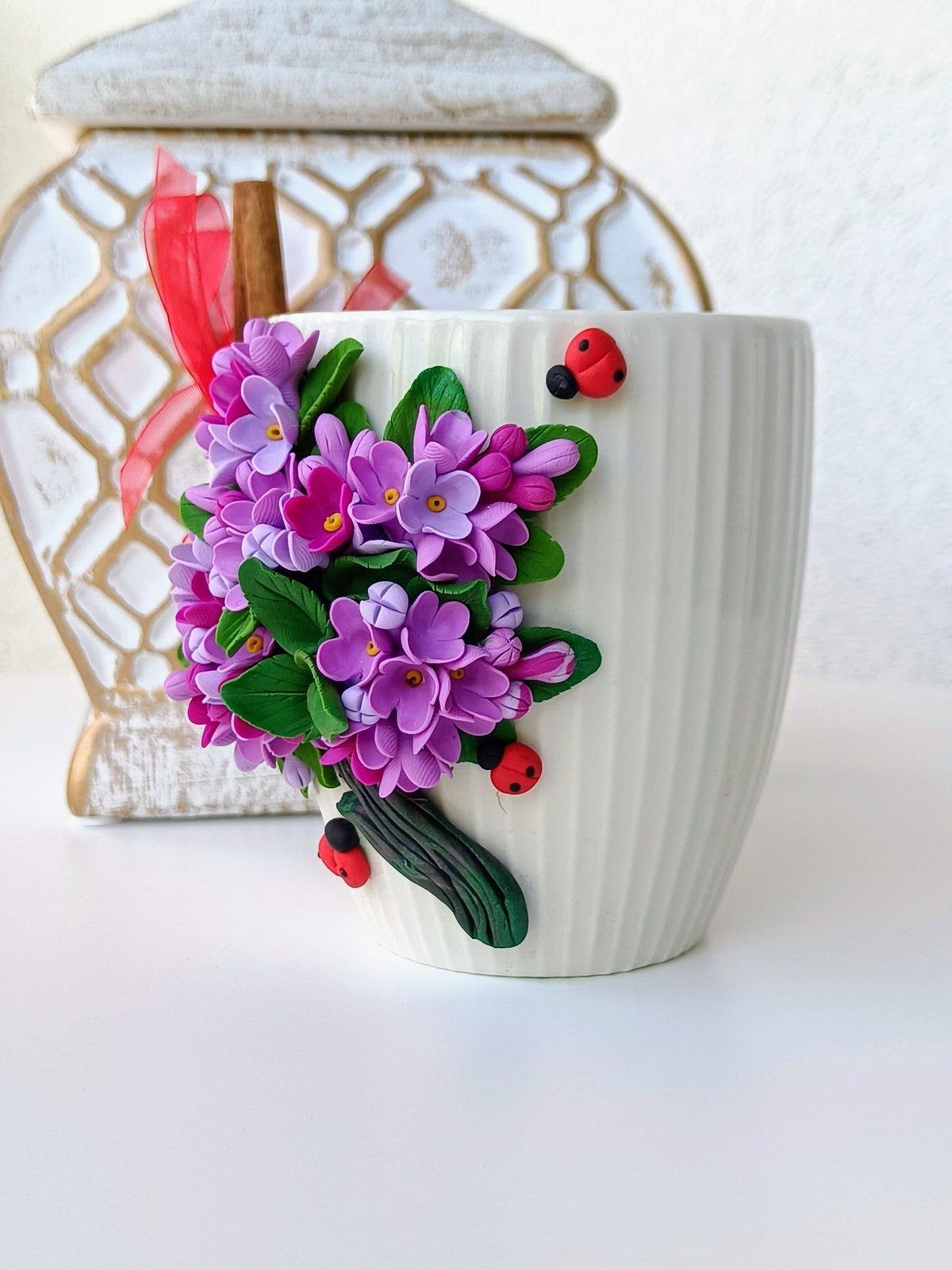 Cană personalizată 3D cu flori de liliac (alb, mov, roz)