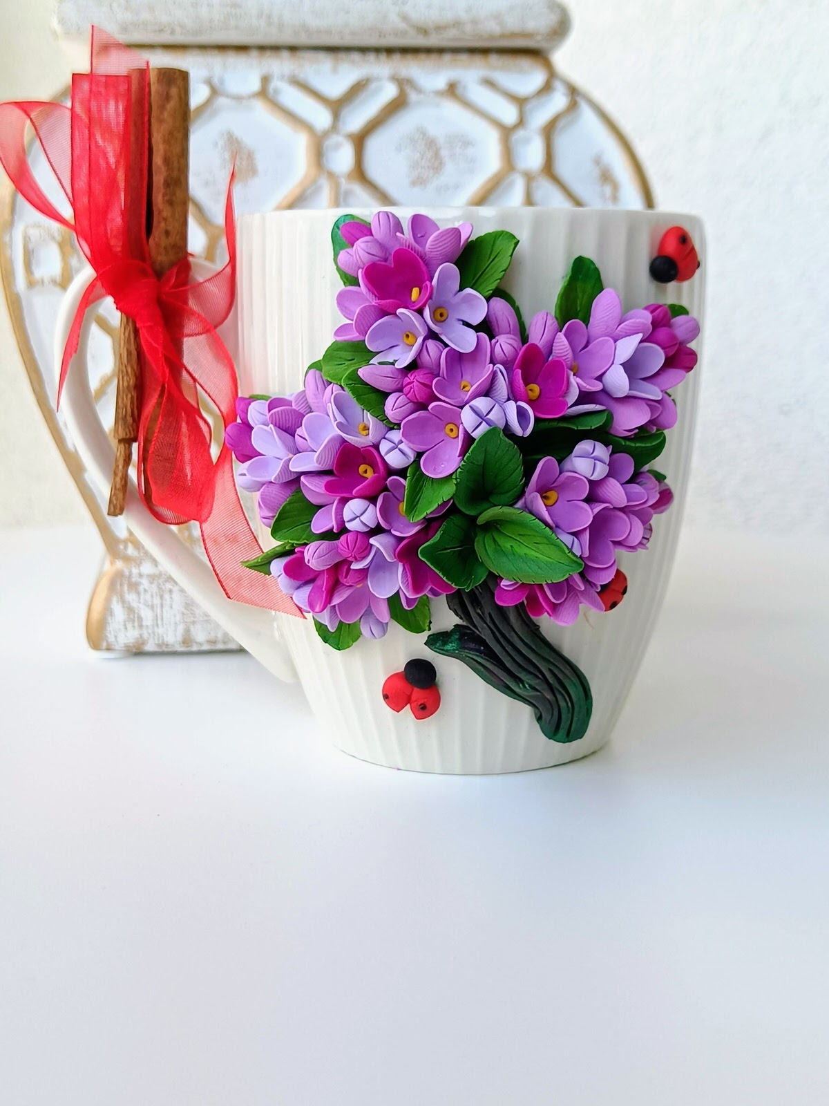 Cană personalizată 3D cu flori de liliac (alb, mov, roz)