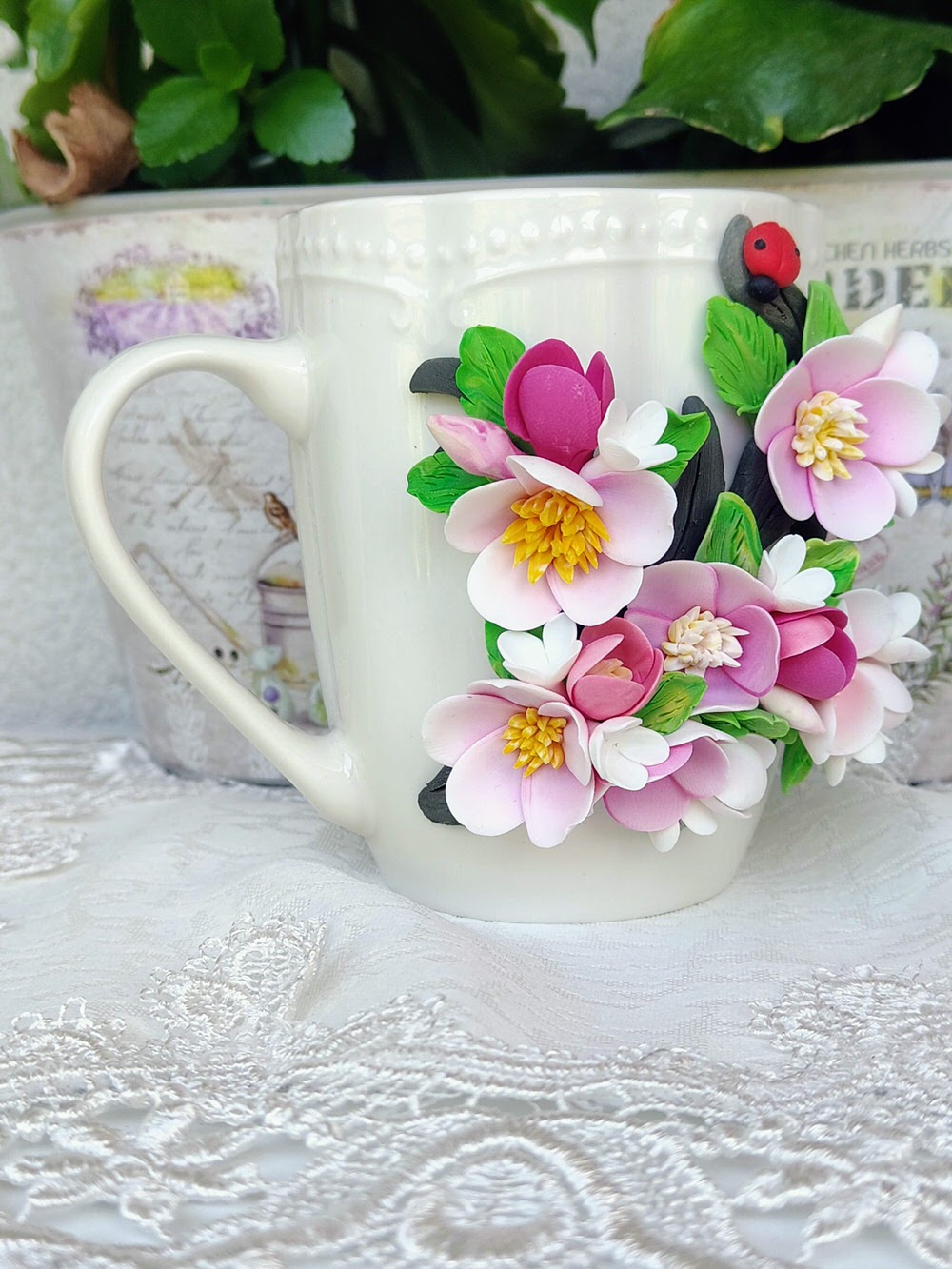 Cană personalizată 3D - model floral multicolor