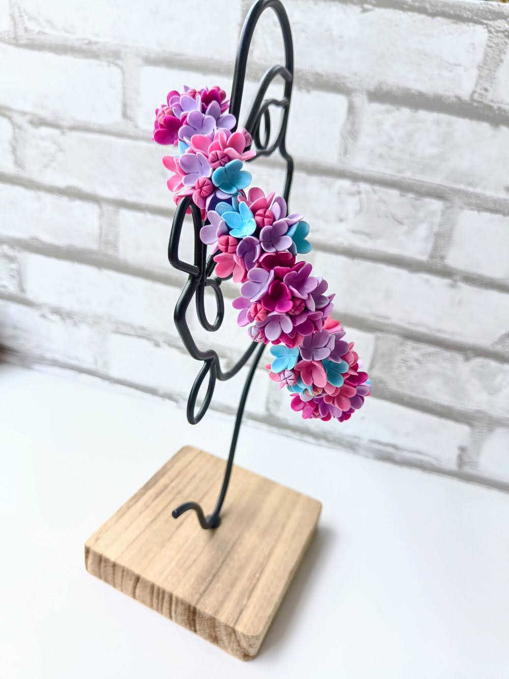 Bentiță handmade cu flori multicolore - liliac