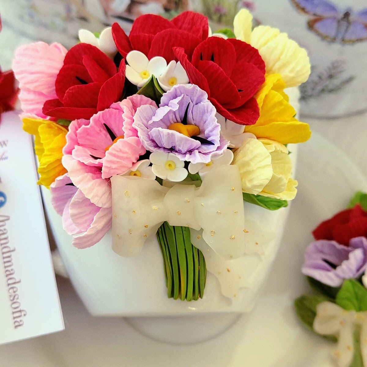Set ceasca și farfurioara personalizate - buchet de lalele