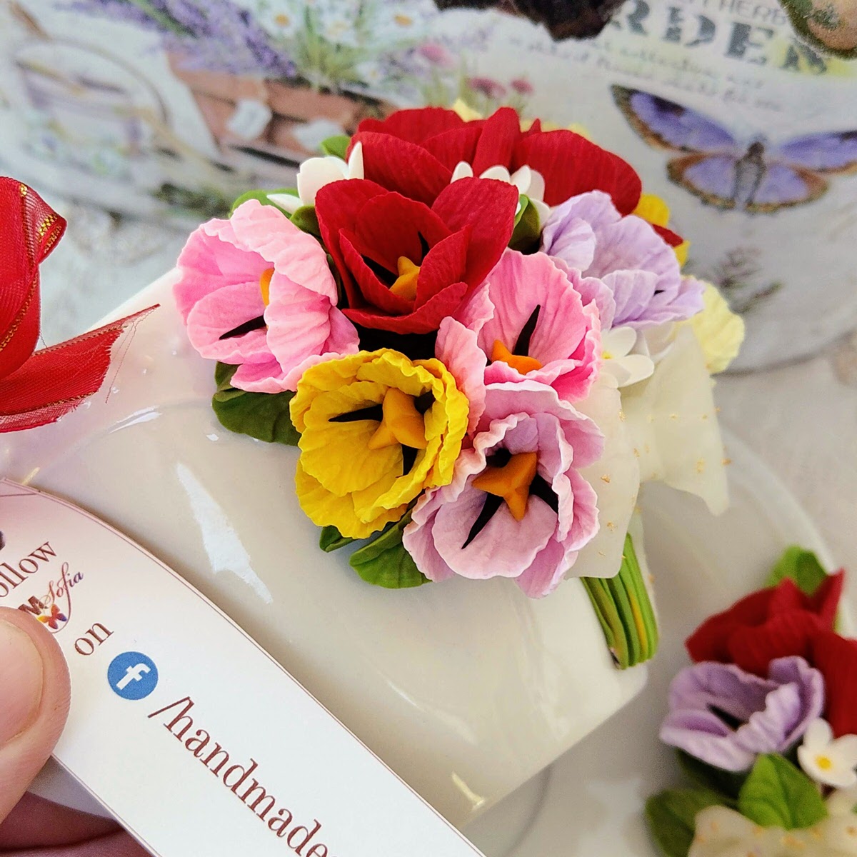 Set ceasca și farfurioara personalizate - buchet de lalele