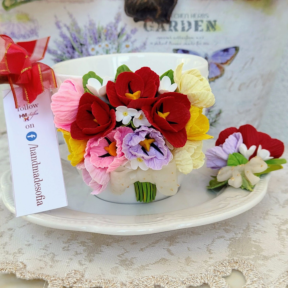 Set ceasca și farfurioara personalizate - buchet de lalele